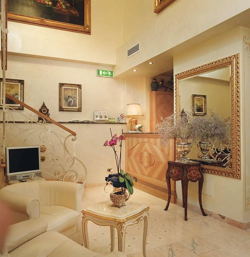 Boutique Hotel Dieci Milán 4*,  Italia