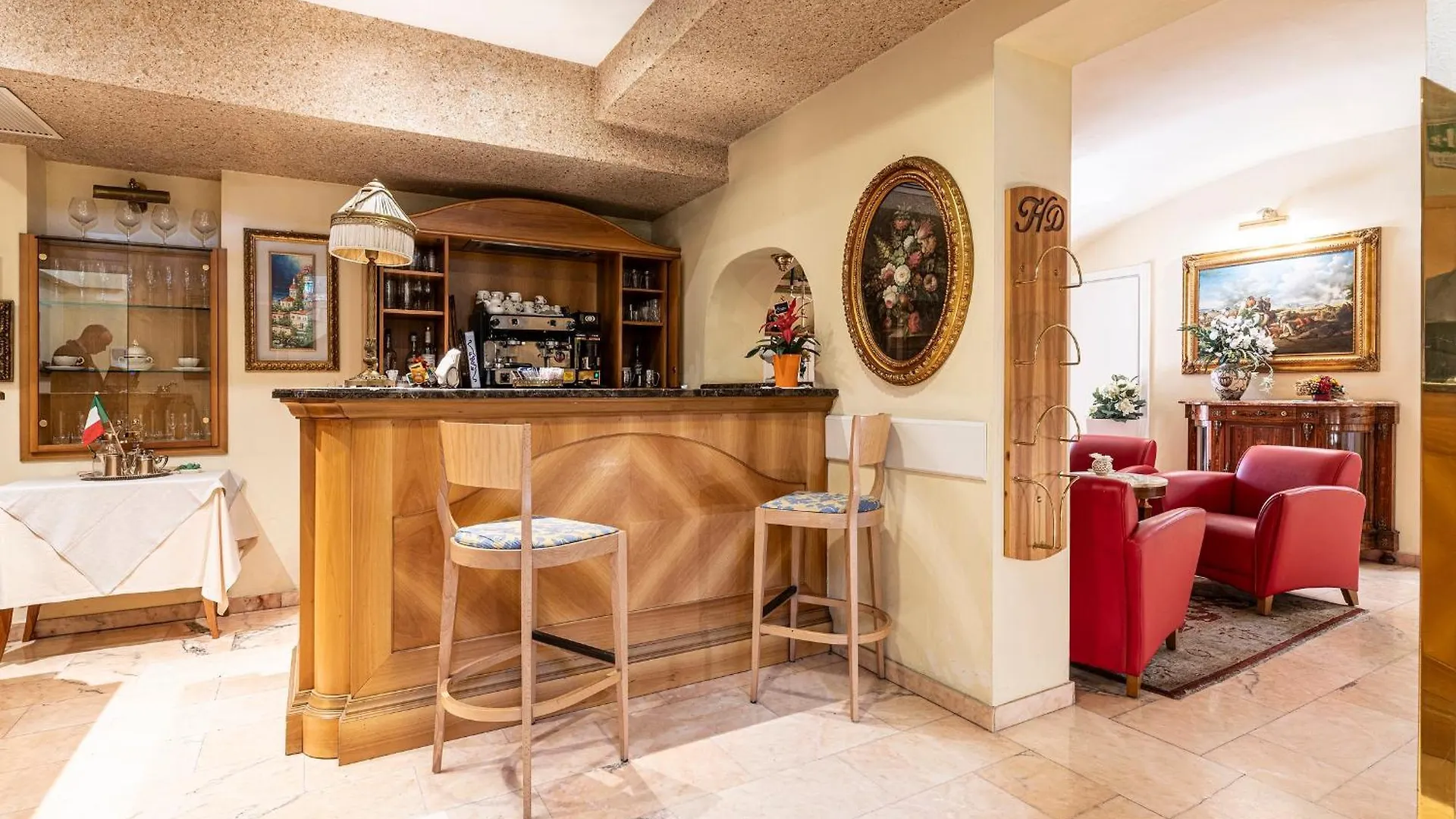 ****  Boutique Hotel Dieci Milán Italia