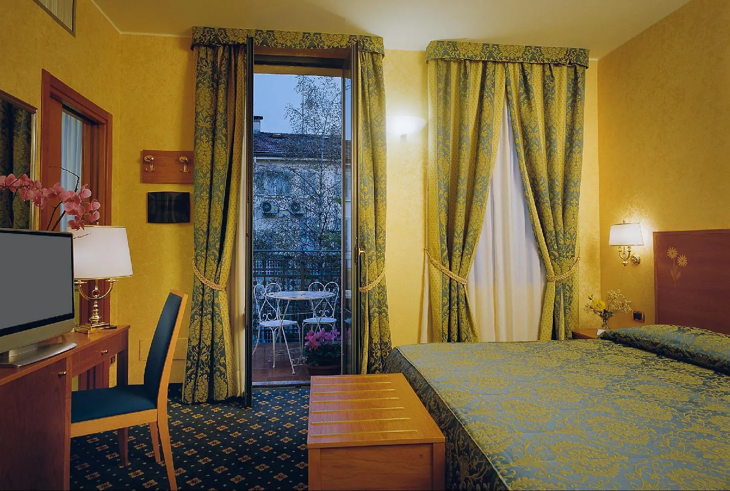 Boutique Hotel Dieci Milán 4*,  Italia