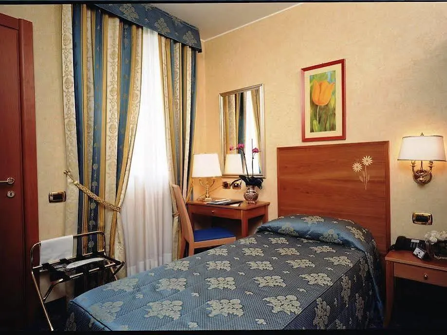 Boutique Hotel Dieci Milán 4*,