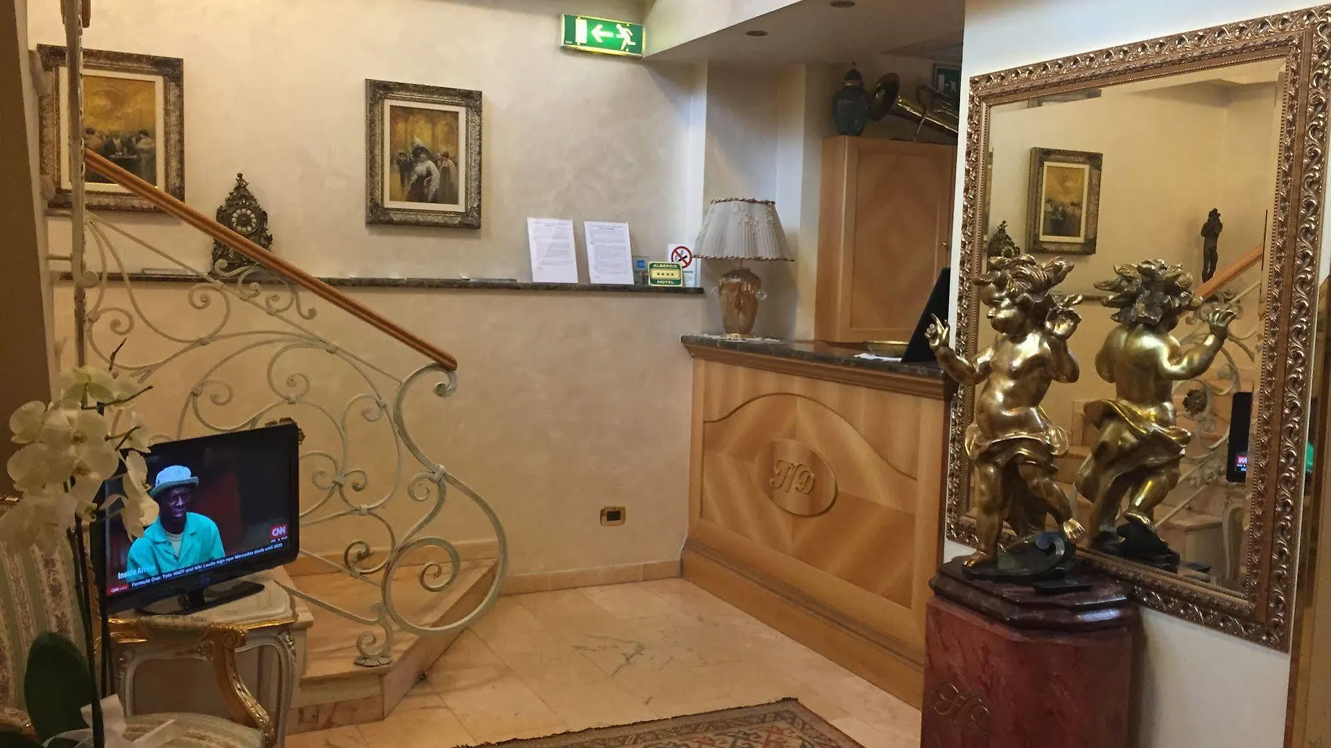 Boutique Hotel Dieci Milán 4*,  Italia